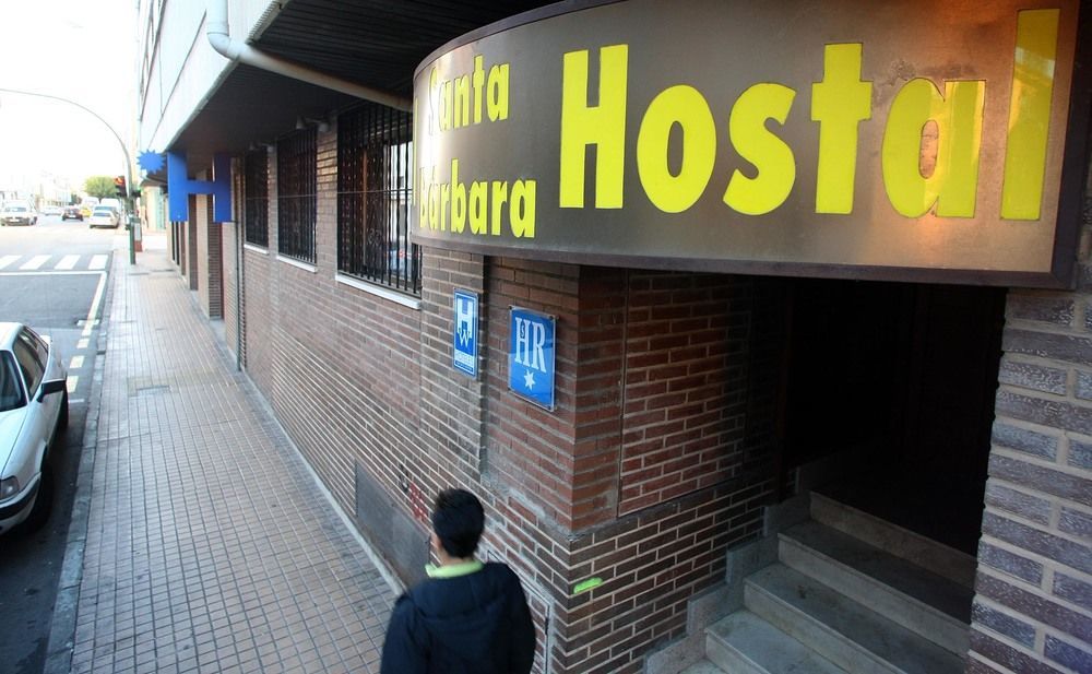 Hostal Santa Barbara Soria Exterior foto
